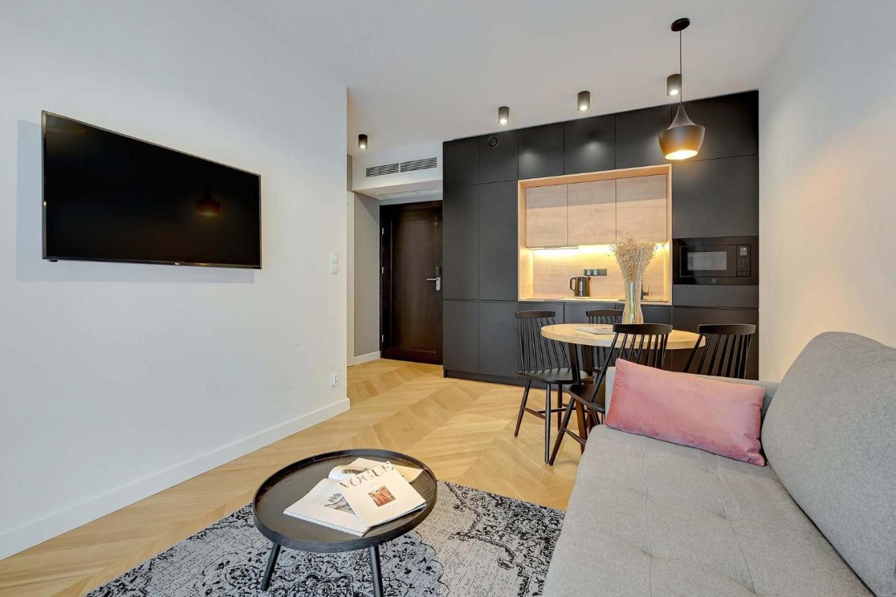 Equus Aparthotel 3*