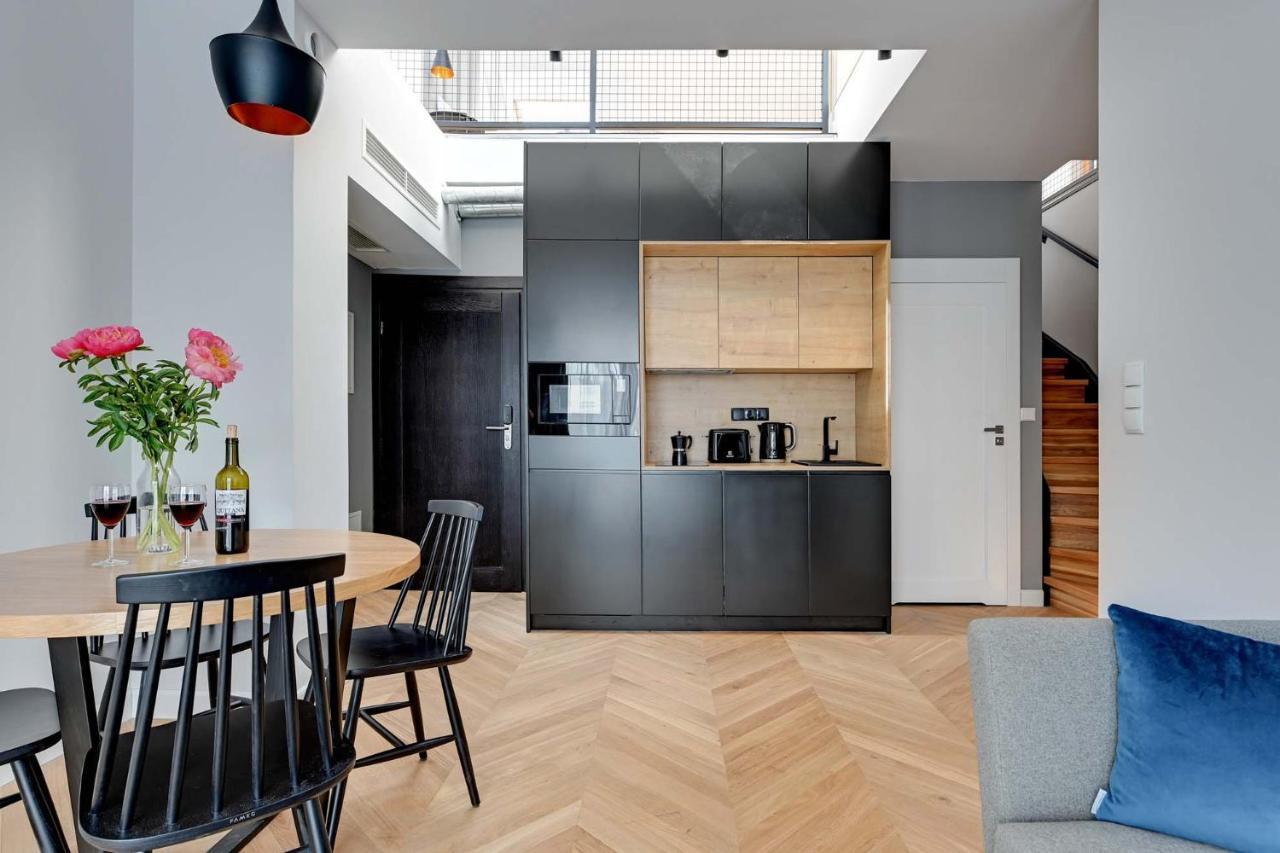 Equus Aparthotel 3*
